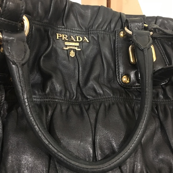 Prada Napa Gaufre two way tote bag - Picture 12 of 13